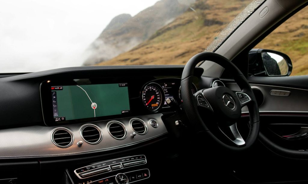 remap reading 2 mercedes dashboard with map